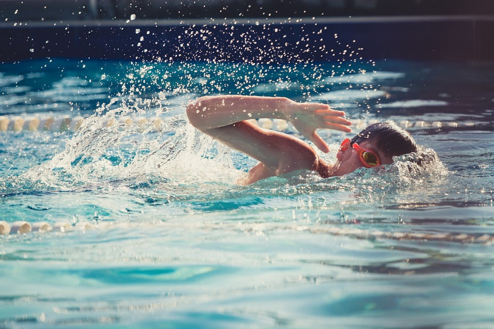 Ilustracija, plivanje, foto: Pixabay